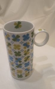 دسته دایره ای ماگ سرامیکی، طرح شبدر داخل لبه ماگ، لیوان فانتزی کادویی طرح بهاری