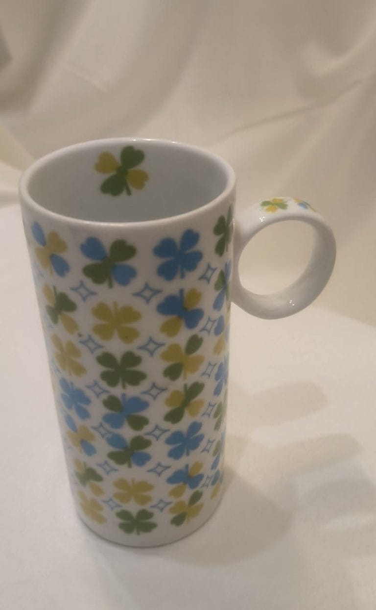 دسته دایره ای ماگ سرامیکی، طرح شبدر داخل لبه ماگ، لیوان فانتزی کادویی طرح بهاری