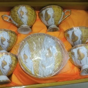 ست فنجان و نعلبکی چینی ۶ نفره طرح پرنده طلایی با جعبه کادویی